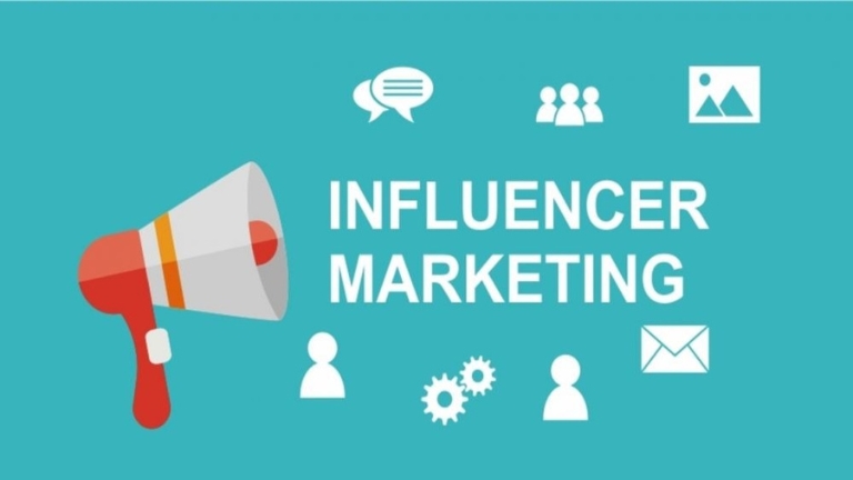 7. Hợp Tác Với Người Nổi Tiếng Hoặc Người Có Ảnh Hưởng (Influencer Marketing)
