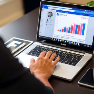 Chiến Lược Kinh Doanh Trên Facebook
